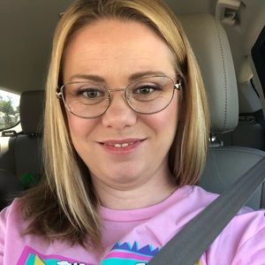 Meet your Posher, Melanie